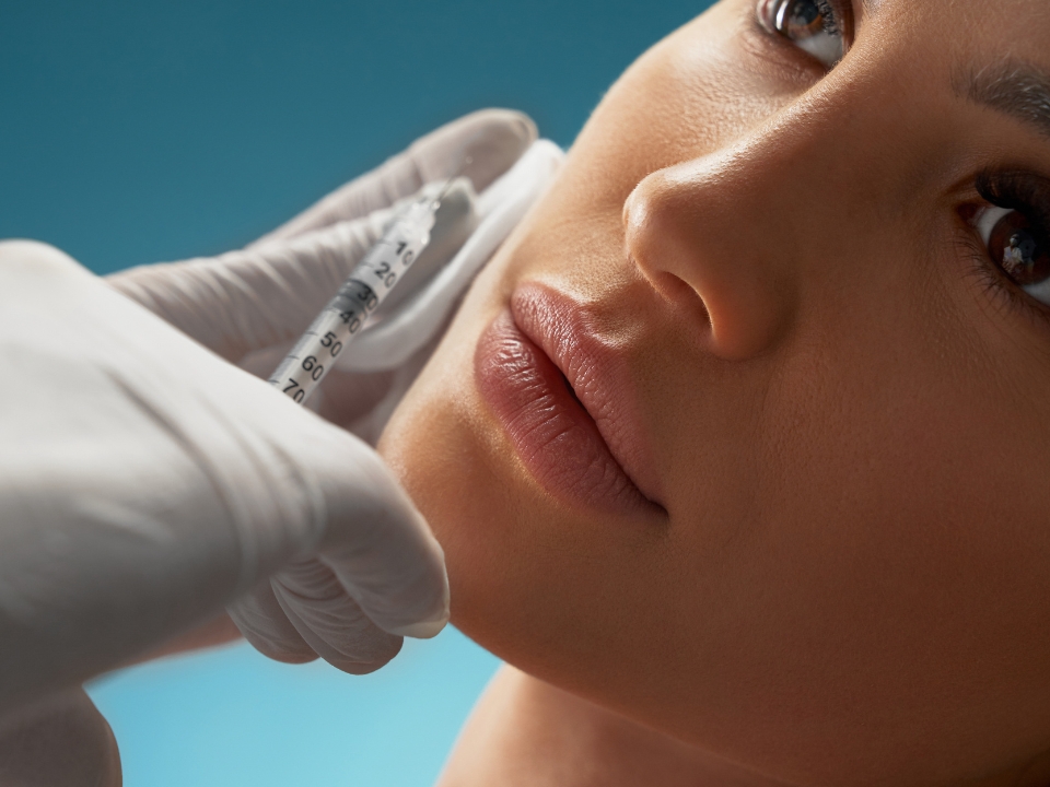 Realce su belleza natural con inyectables de primera calidad en Spring Mountain Aesthetics